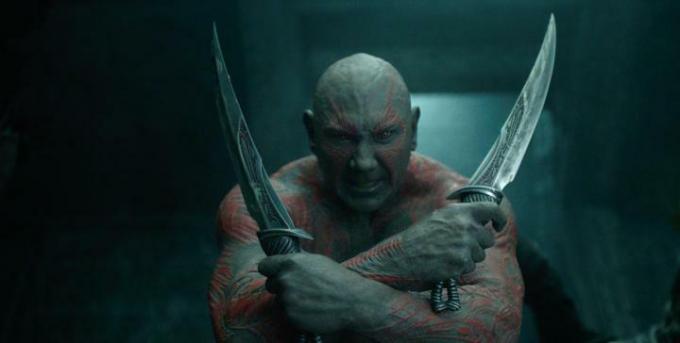 Drax taistelee veitsillä Guardians of the Galaxy -pelissä.