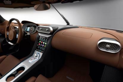 la technologie anti-collision pourrait devenir la norme dans les voitures regera megacar interior b