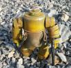Afganistan'daki ABD askeri şişe kapaklarından oyuncak robotlar yapıyor
