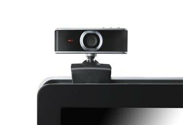 Spletna kamera na prenosnem računalniku strmi vame