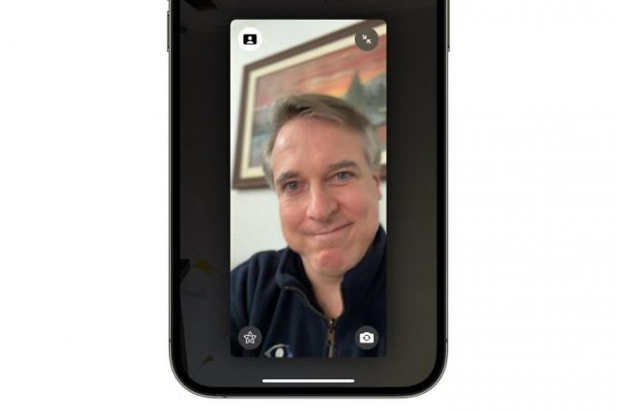 FaceTime z włączonym trybem portretowym na iPhonie 14 Pro Max.