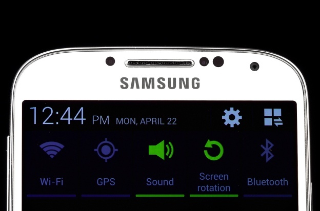 Samsung Galaxy S4 Full HD Super Amoled z ekranem Macro2