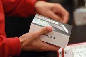 Zakaj sinhronizacija mojega iPhone-a traja tako dolgo?