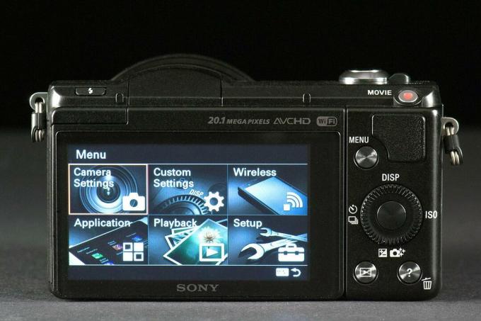 Sony Alpha A5000 arka ekranı