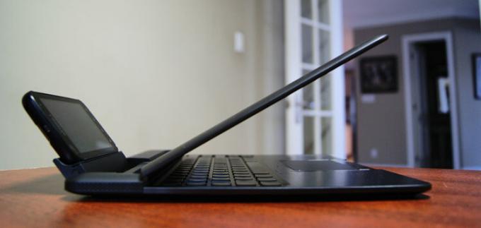 Motorola Atrix 4G e dock para laptop