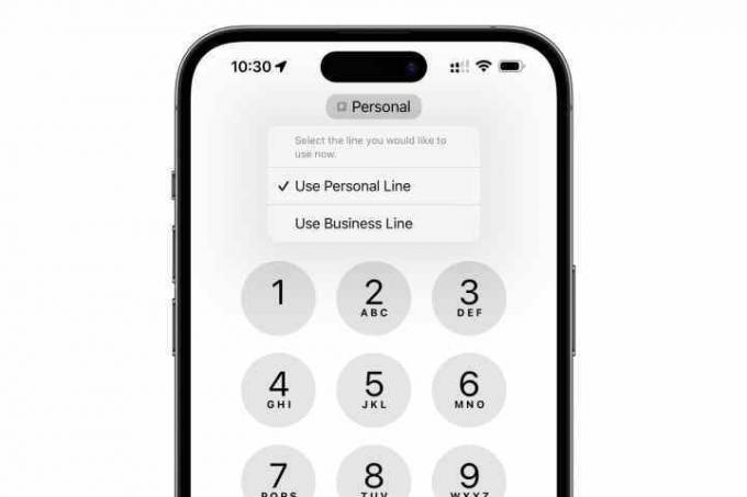 A parte superior de um iPhone mostrando o menu para selecionar uma linha telefônica para uma chamada.