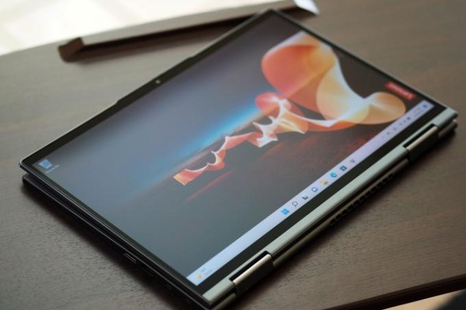 โหมดแท็บเล็ต Lenovo ThinkPad X1 Yoga Gen 7