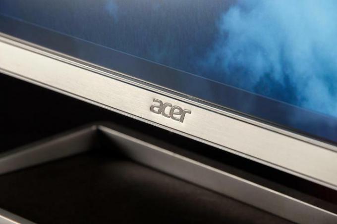 Acer S277HK 4K skærm