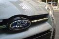 2012 Ford Focus SEL revisión emblema delantero
