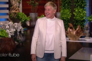 Se Ellen undskylde for 'Gift arbejdsmiljø' i sæsonpremieren