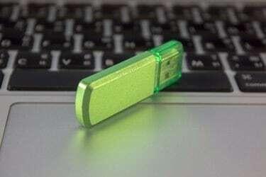 flash disk na notebooku
