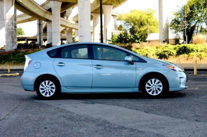 Toyota prius spraudņa ārējais labās puses elektriskais transportlīdzeklis