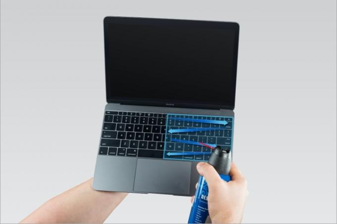 kako očistiti macbook tipkovnico s stisnjenim zrakom apple