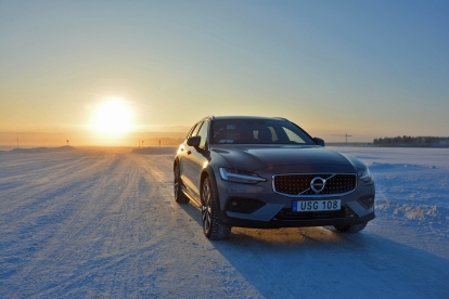 2020 Volvo V60 Cross Country recension