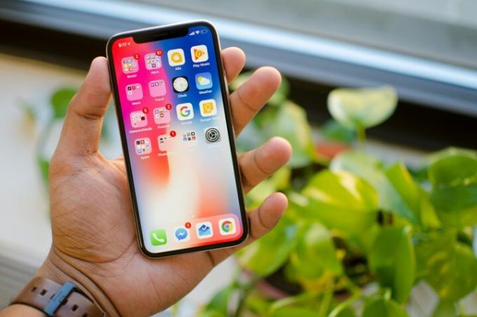 Apple iPhone X Review