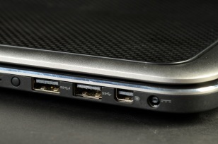 Dell XPS 12 arvustust ultrabooki USB-pordid