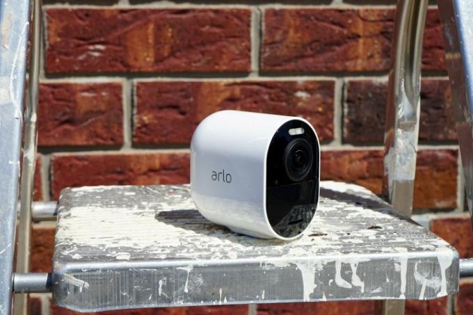 Arlo Ultra Smart kamera