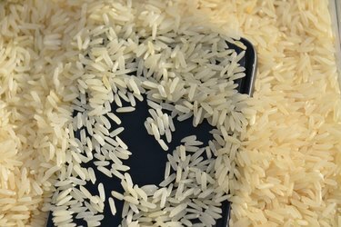 Ремонт сотовых телефонов Pelephone внутри риса