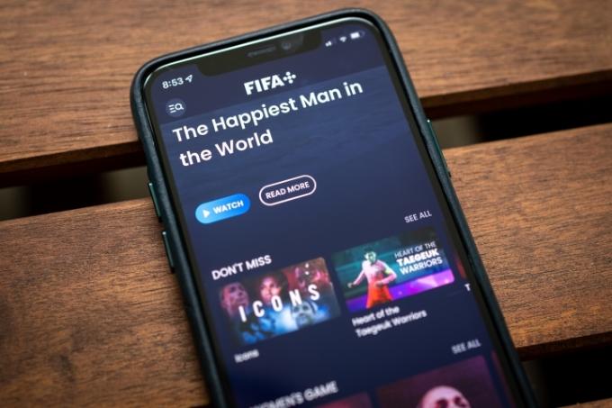 Aplicación de transmisión FIFA Plus en un iPhone.