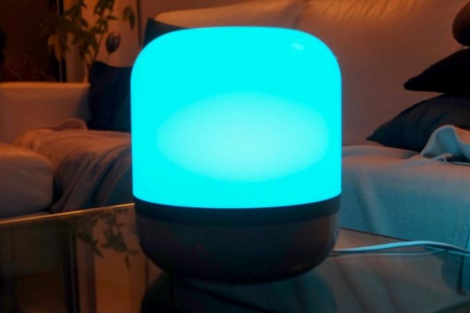 recenzja lampy kopułkowej Wiz Smart Connected Lights