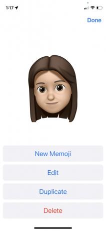 تحرير memoji في الرسائل.