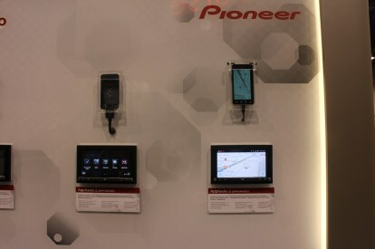 Yeni uygulamalar ve iPhone 5 desteği Pioneer'in AppRadio'suna gidiyor 