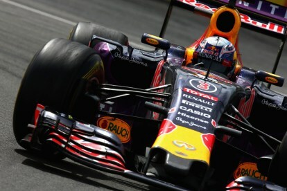 Samochód Formuły 1 Red Bull RB11 2015