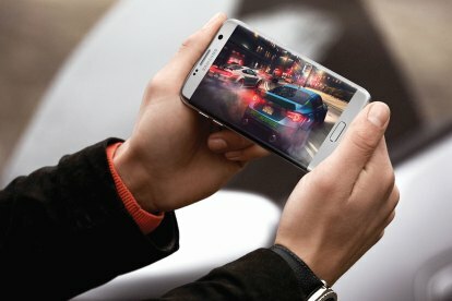 galaxy s7 säljer bättre än iphone samsung edge