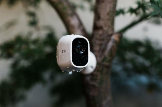 Domowa kamera bezpieczeństwa Arlo Pro 2