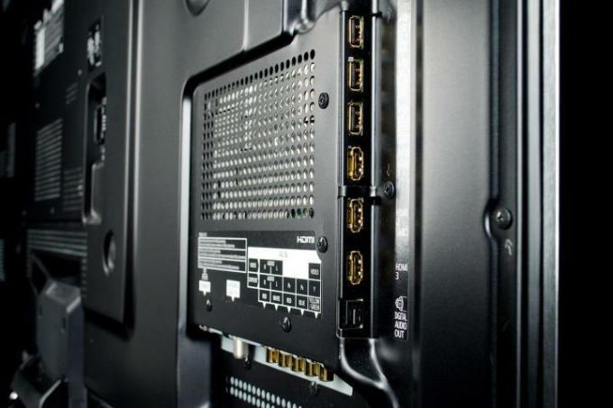 Panasonic TC P60zt60 review HDMI-poorten aan de achterkant