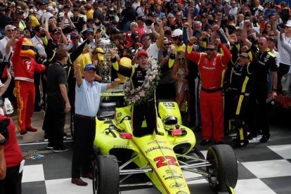 سيمون باجينود يفوز بسباق إندي 500 لعام 2019