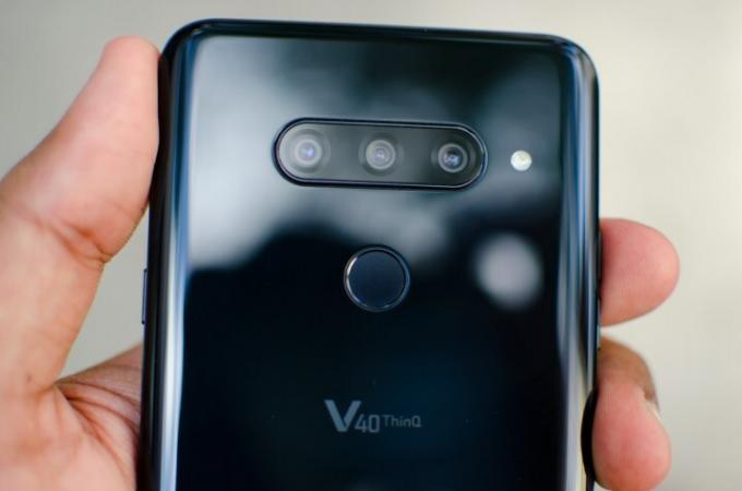 LG V40 ThinQ arvostelu