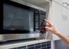 Come far funzionare un forno a microonde
