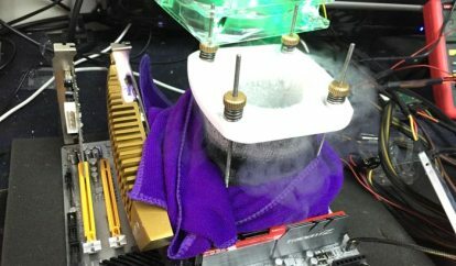 overclocker berhasil mendorong core i7 6700k lebih dari 7GHz dalam satu overclock