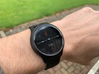 garmin vivimove style review smart timeless quirky vivoactive 28