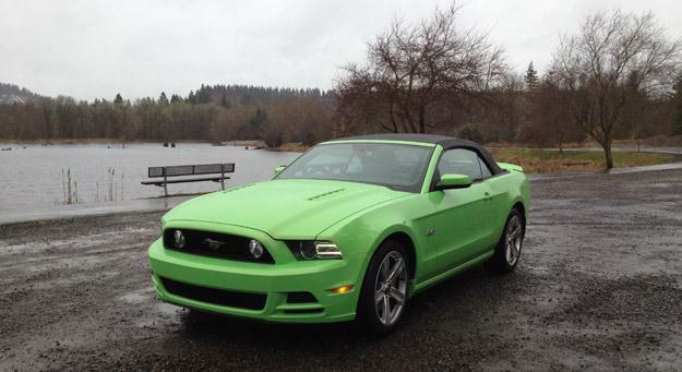 2013-Ford-Mustang--White-Vernonia-Lake