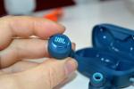 Examen JBL Reflect Mini NC: écouteurs d'entraînement avec de grosses basses