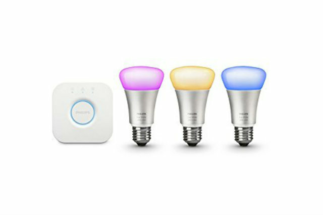 Ofertas de tecnologia verde inteligente Philips Hue White and Color Starter Kit