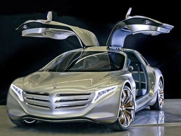 Raskere-forover-Forestiller-fremtiden-bil-av-2050-Mercedes-Benz-F125-konsept