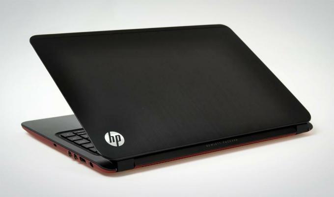 Unghiul HP Envy 4 Ultrabook