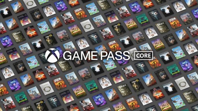 Логотип Xbox Game Pass Core над библиотекой игр.