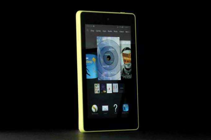 Amazon Fire HD 6 recenzja Kindle Front Angle 2