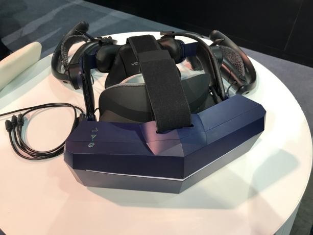 Pimax 8K X VR headset