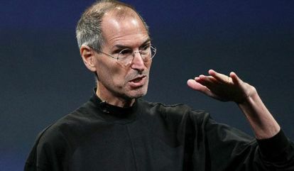 ผู้ใช้ Twitter ตอบสนองต่อการตัดสินใจของ Steve Jobs ในการก้าวลงจากตำแหน่ง