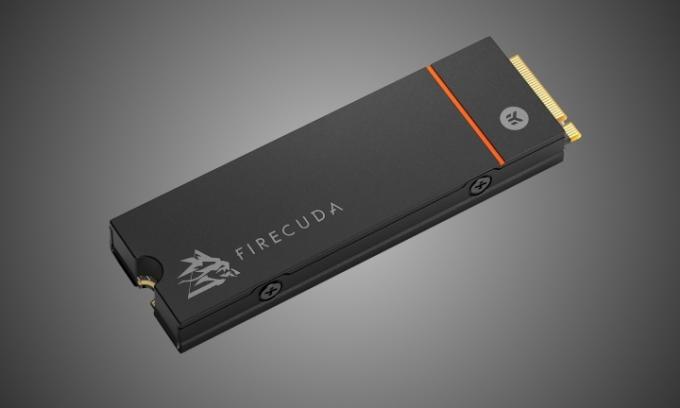 Un gros plan du SSD Seagate FireCuda 530.