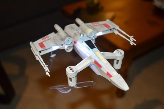 Recensione 014284 dei droni da battaglia di Star Wars
