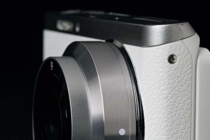 Sudut makro lensa Samsung NX Mini