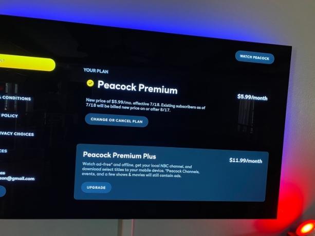 Informações sobre aumento de preço do Peacock em uma Apple TV.