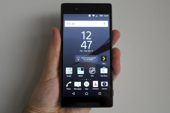 Η κριτική του sony xperia z5 στο χέρι