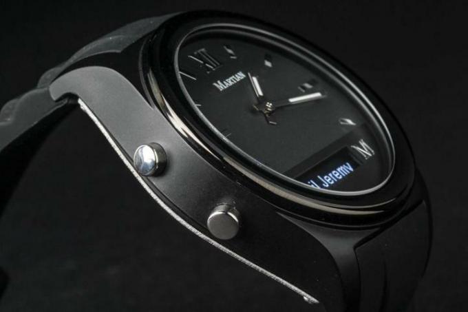 Martian Notifier Watch მიმოხილვის სახის კუთხე